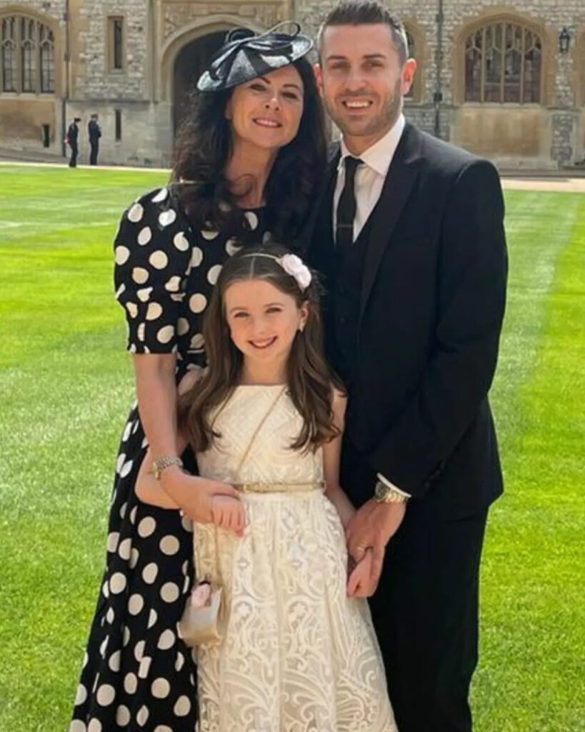 Mark Selby with his Wife and Daughter Image