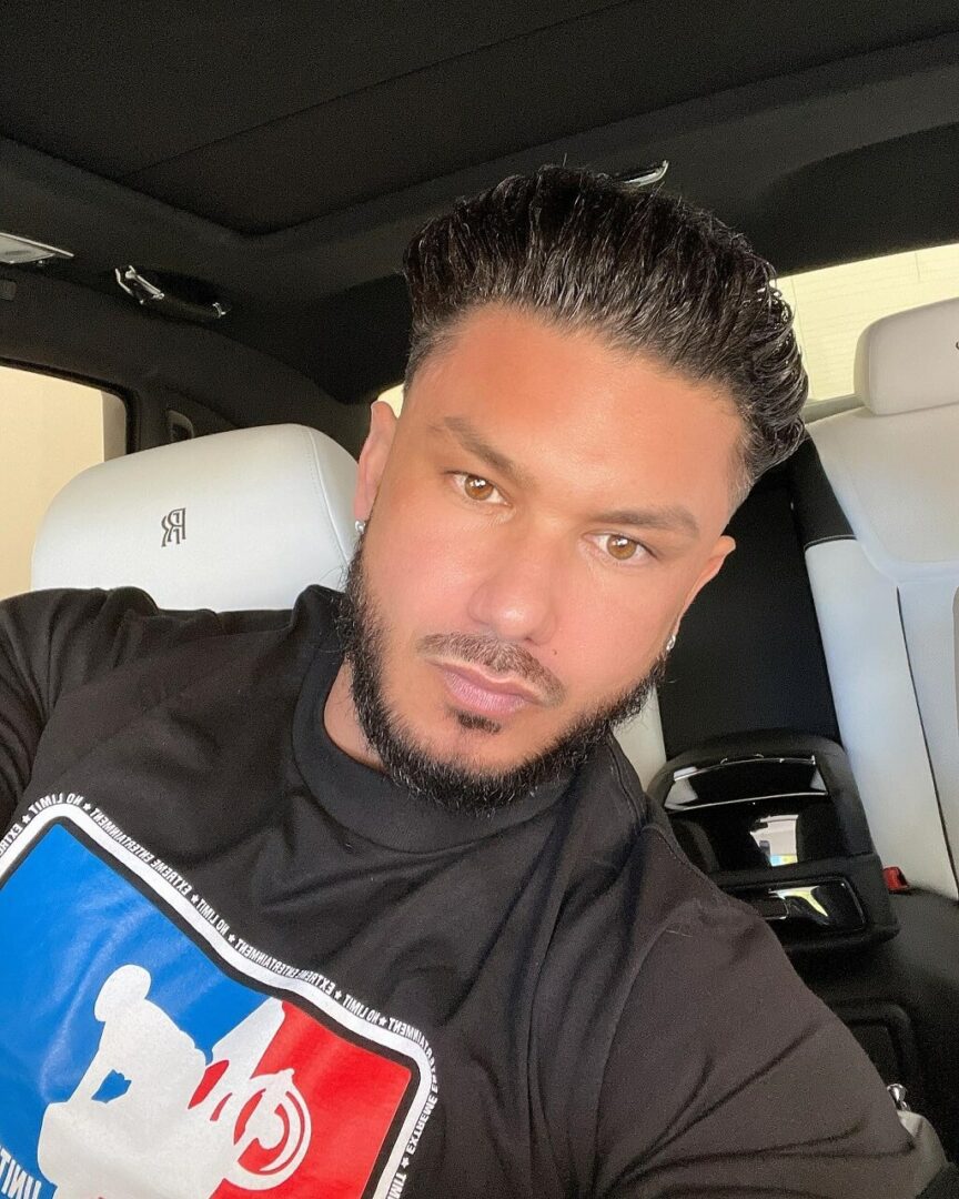 Pauly D Biography Wiki Age Height Girlfriend Daughter Net Worth   Pauly D Image 864x1080 